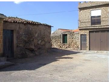 Largo do Castelo - Algodres